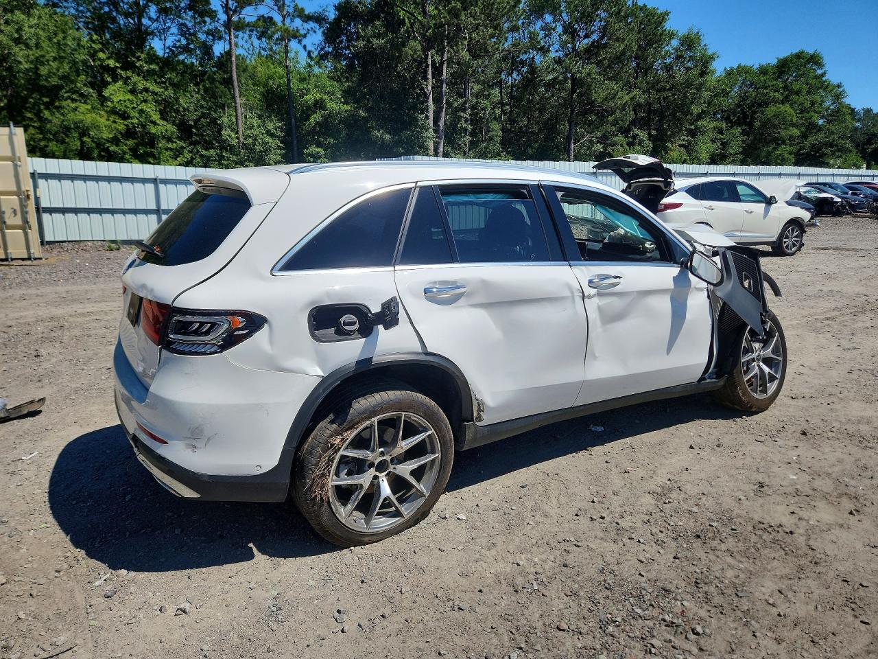 2020 MERCEDES-BENZ GLC GLC300