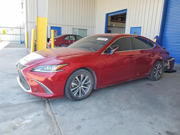 2020 LEXUS ES 300h Premium