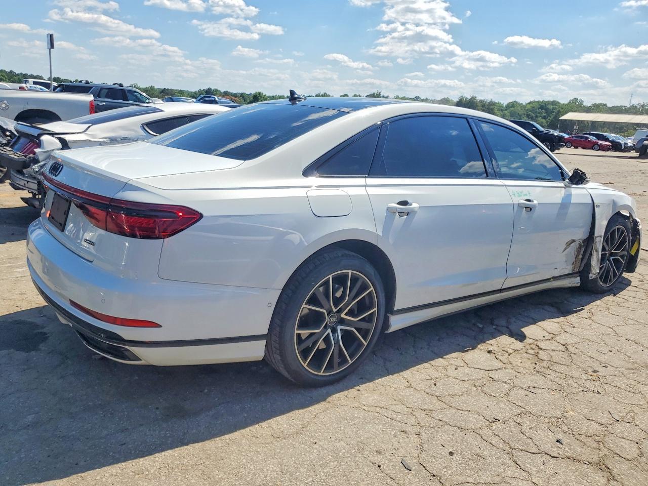 2021 AUDI A8 quattro
