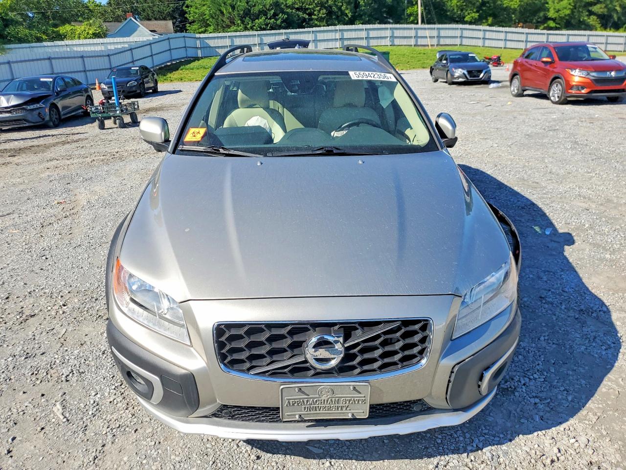 2014 VOLVO XC70