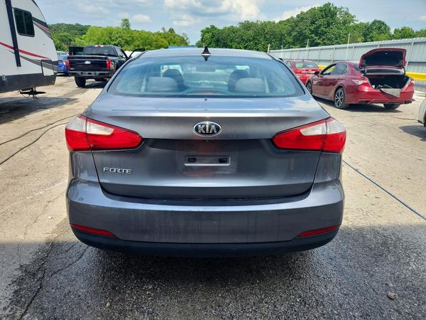 2016 KIA FORTE
