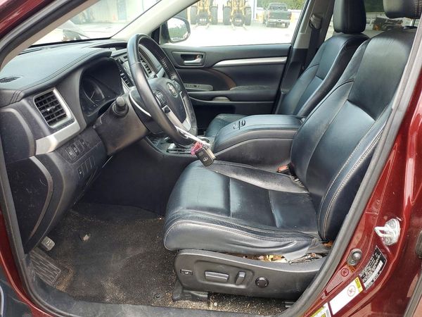 2017 TOYOTA HIGHLANDER