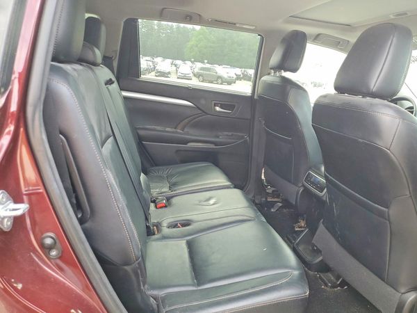 2017 TOYOTA HIGHLANDER