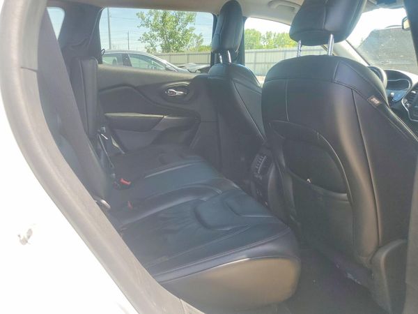 2021 JEEP CHEROKEE LATITUDE LUX 4X4