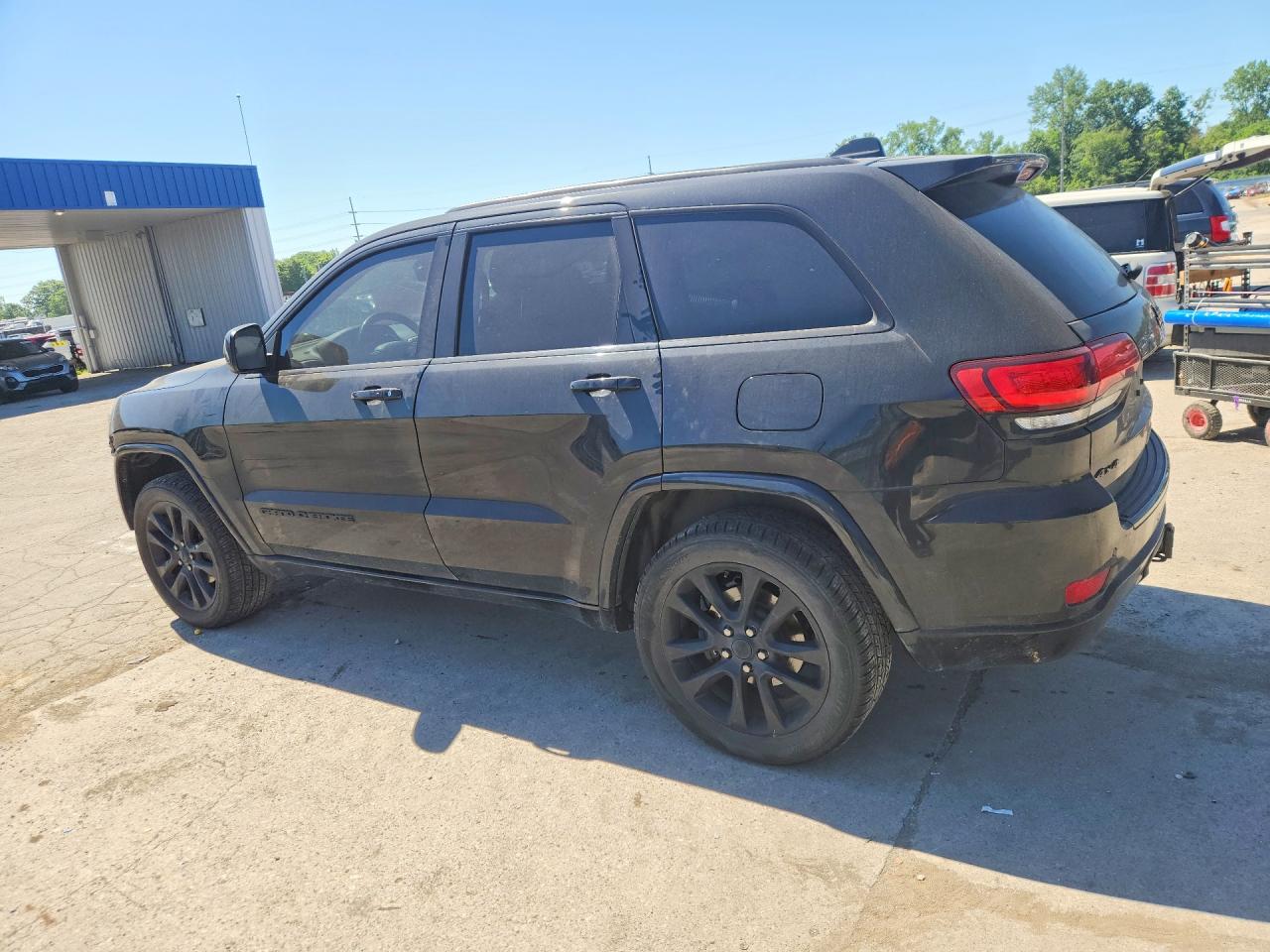 2017 JEEP GRAND CHEROKEE LAREDO 4X4