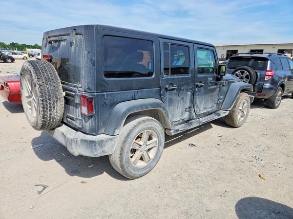 2017 JEEP WRANGLER UNLIMITED SPORT 4X4