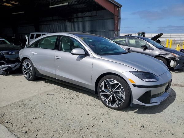 2025 HYUNDAI IONIQ 6 Limited