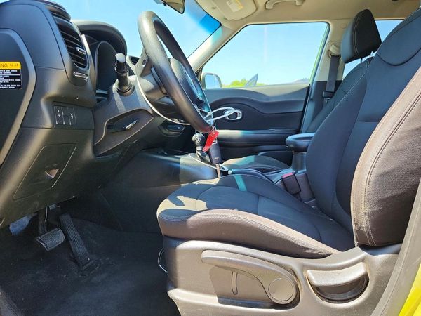2019 KIA SOUL Base