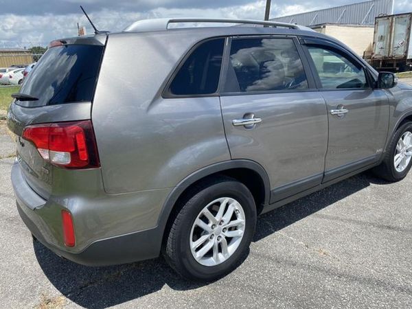 2014 KIA SORENTO