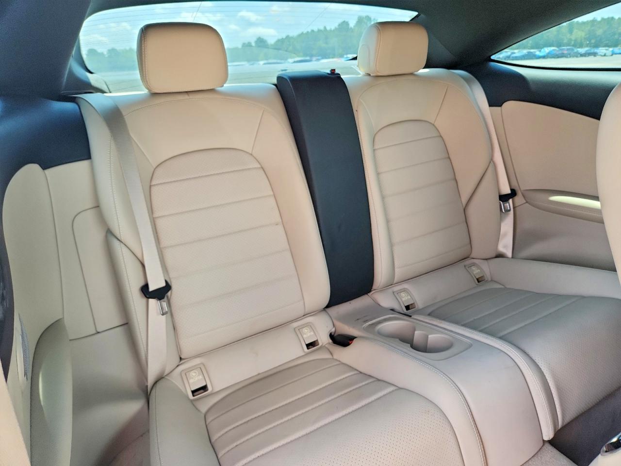 2019 MERCEDES-BENZ C C300