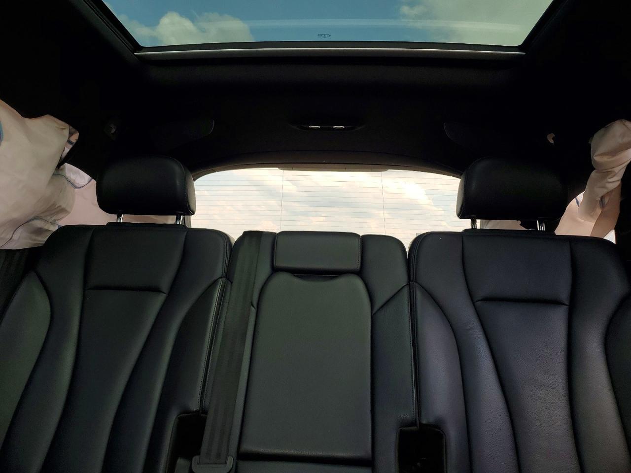2018 AUDI SQ7