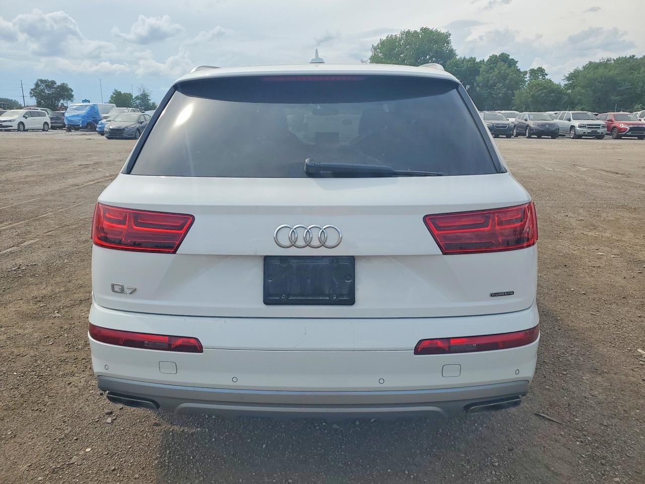 2018 AUDI SQ7