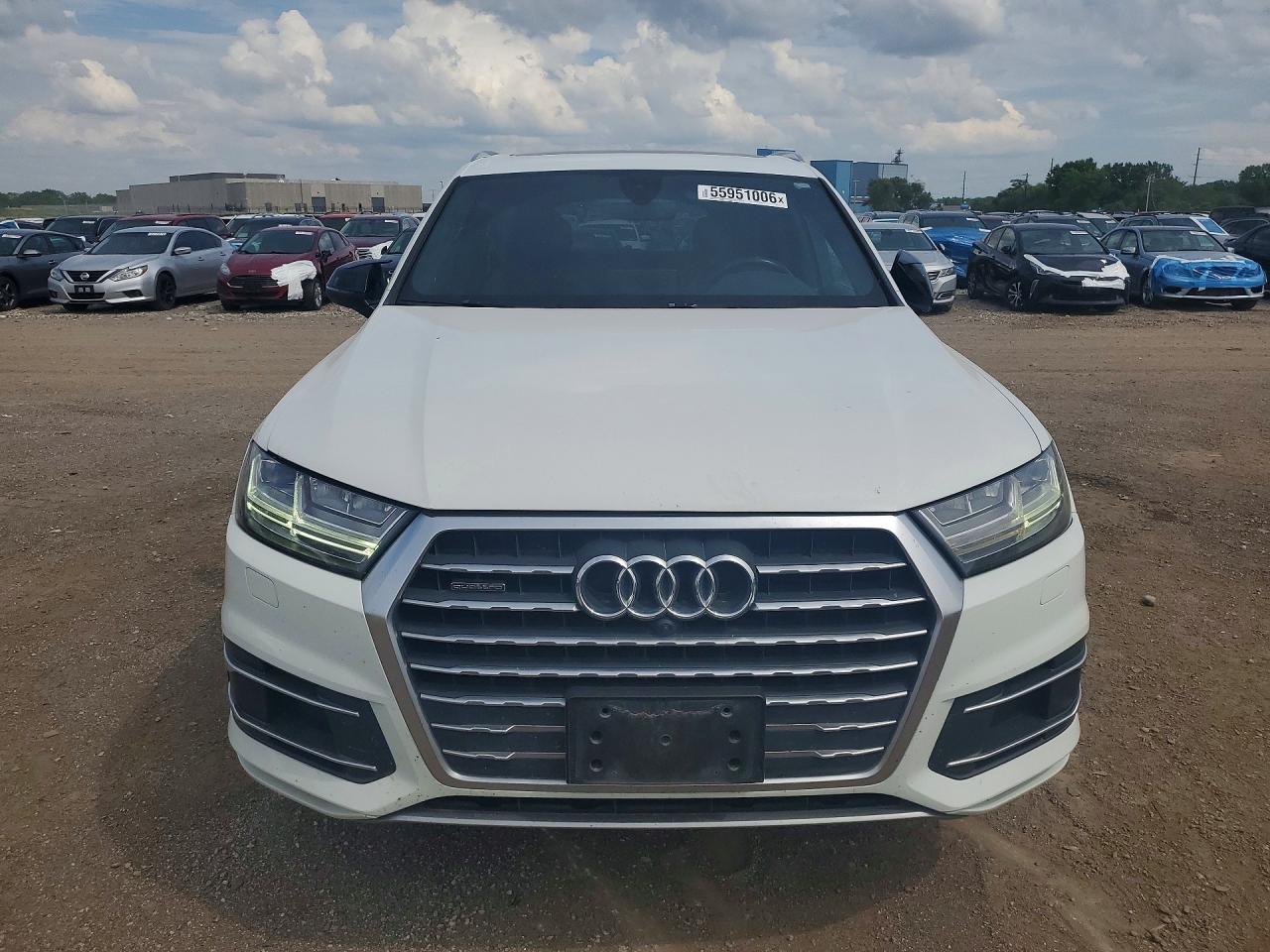 2018 AUDI SQ7