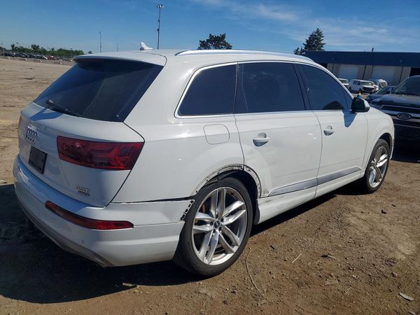 2017 AUDI Q7 quattro Prestige