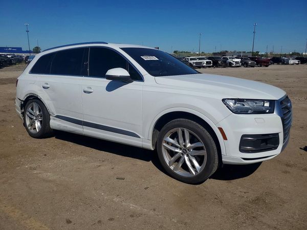 2017 AUDI Q7 quattro Prestige