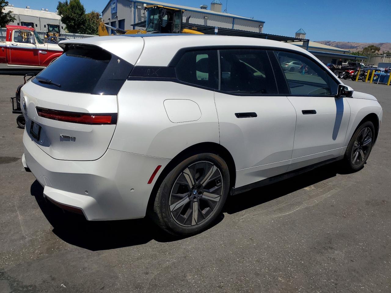 2026 BMW IX xDrive45