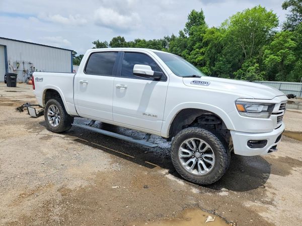 2021 RAM 1500 LARAMIE CREW CAB 4X4