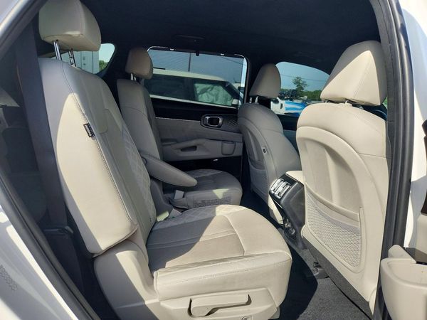 2025 KIA SORENTO
