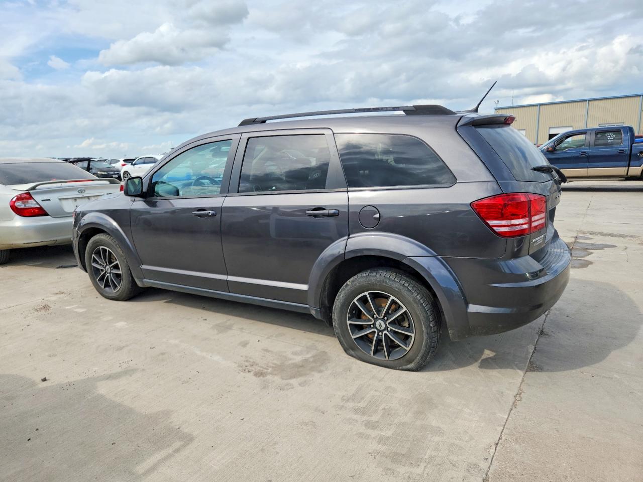 2018 DODGE JOURNEY SE