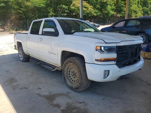 2018 CHEVROLET SILVERADO LT