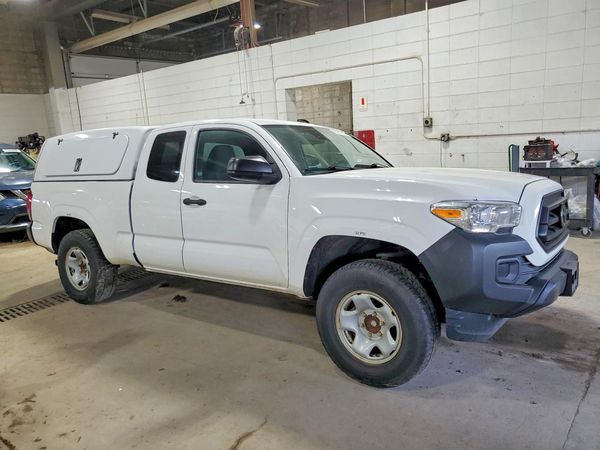 2020 TOYOTA TACOMA SR5