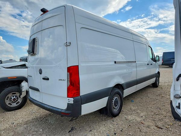 2023 MERCEDES-BENZ SPRINTER 907 (VS30)