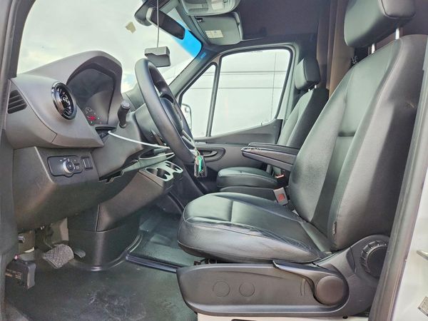 2023 MERCEDES-BENZ SPRINTER 907 (VS30)