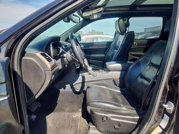 2014 JEEP CHEROKEE Overland — DENT