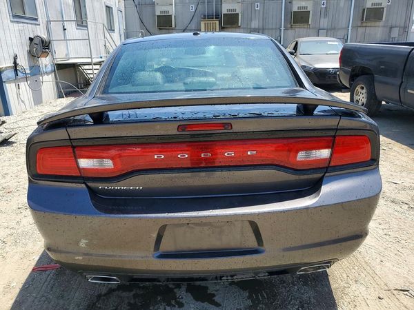 2013 DODGE CHARGER SXT