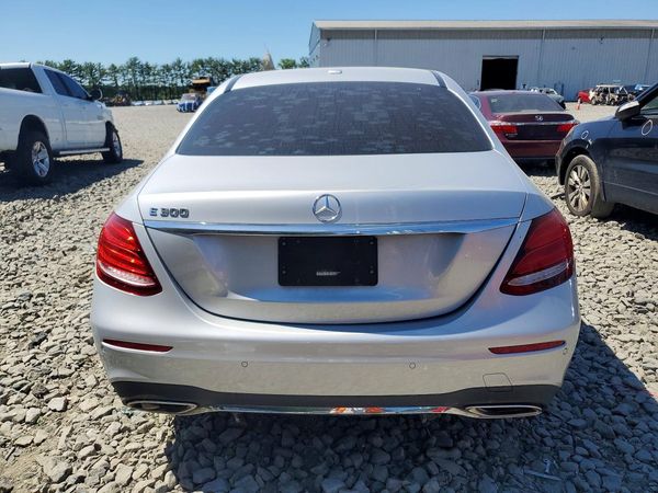 2017 MERCEDES-BENZ E E300