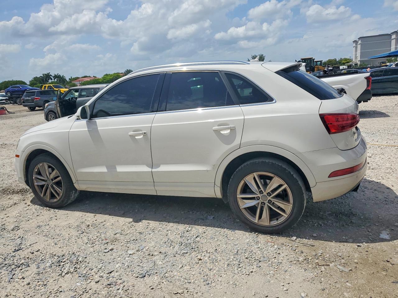 2016 AUDI Q3 quattro Premium Plus