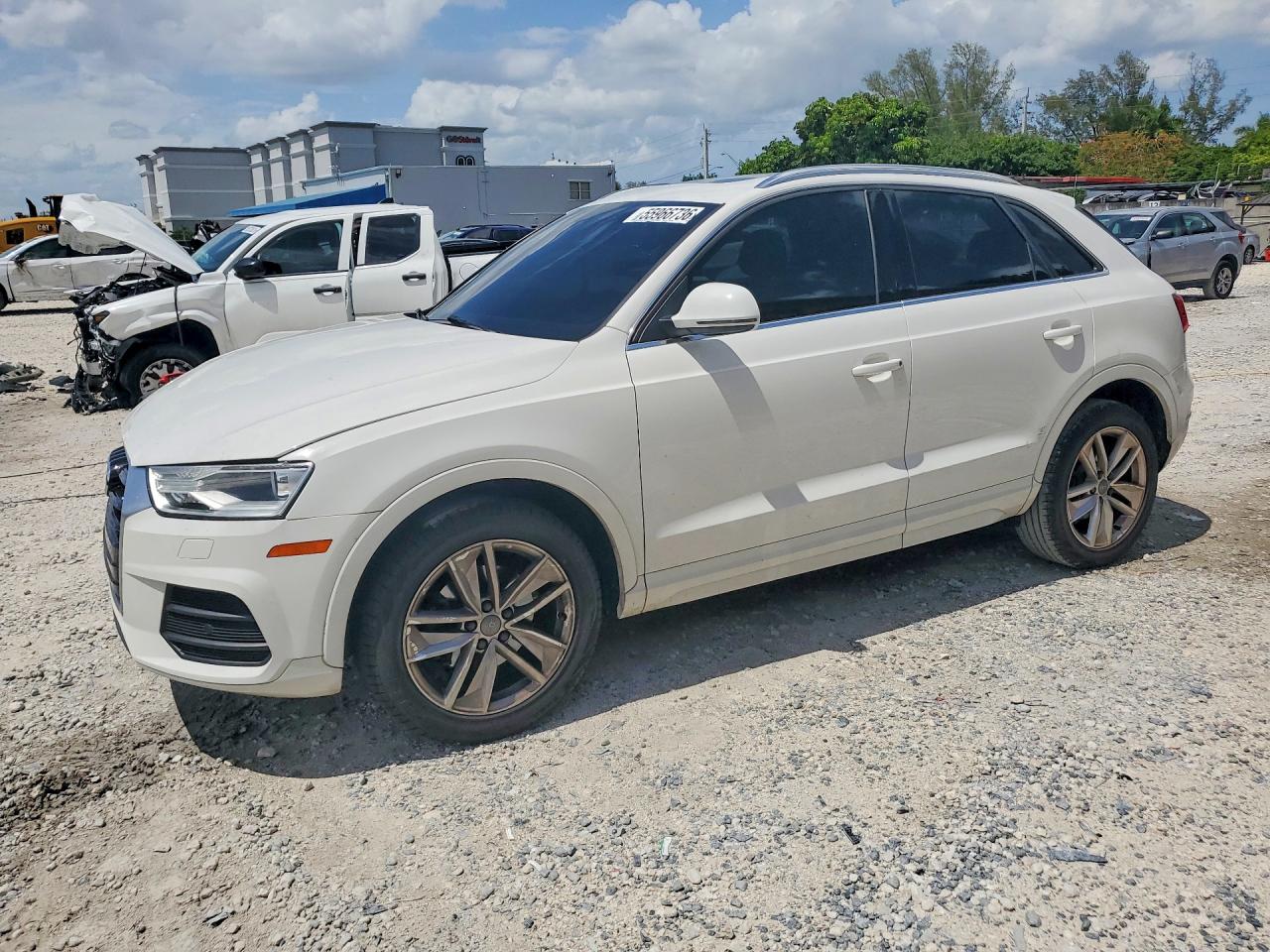 2016 AUDI Q3 quattro Premium Plus