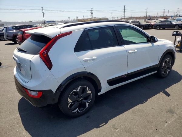 2024 KIA NIRO Wind