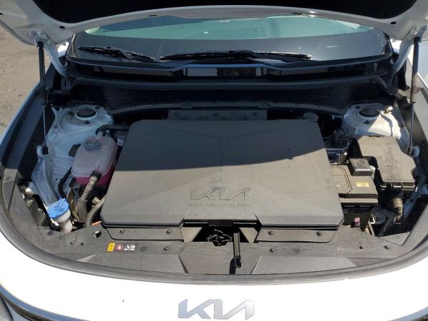 2024 KIA NIRO Wind