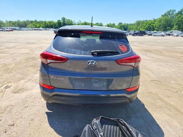 2018 HYUNDAI TUCSON SE Standard