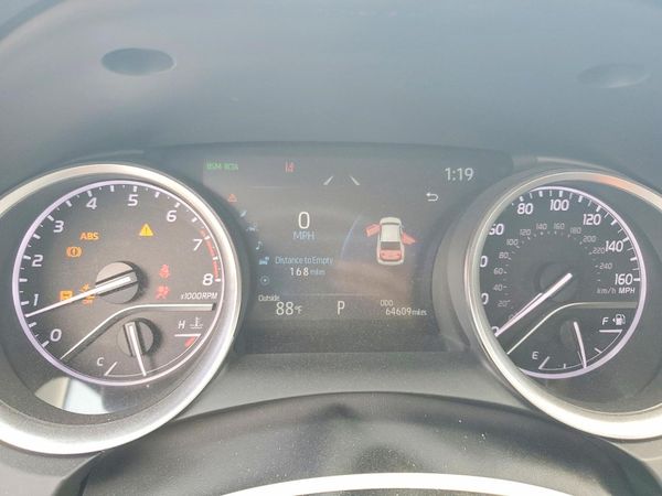2021 TOYOTA CAMRY XLE