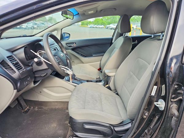 2015 KIA FORTE GL(Middle-low grade)