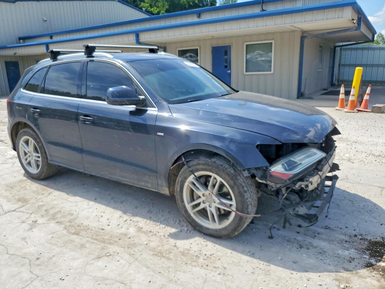 2014 AUDI Q5