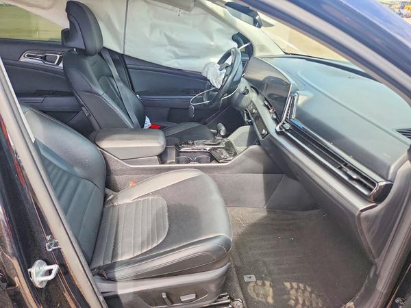 2024 KIA SPORTAGE SX-PRESTIGE or SX-P