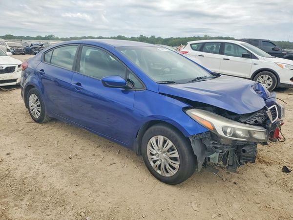 2017 KIA FORTE