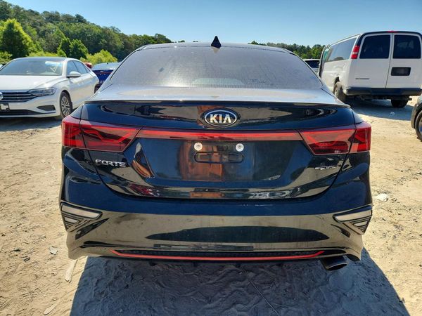 2021 KIA FORTE GT Line