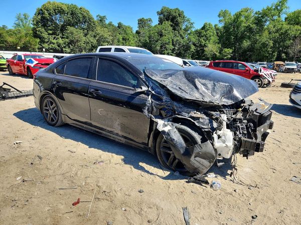 2021 KIA FORTE GT Line