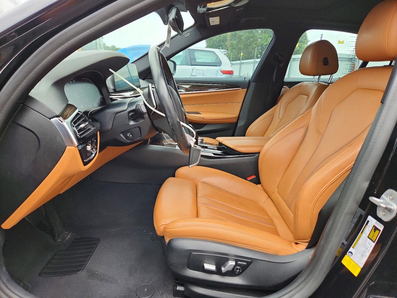 2020 BMW 530