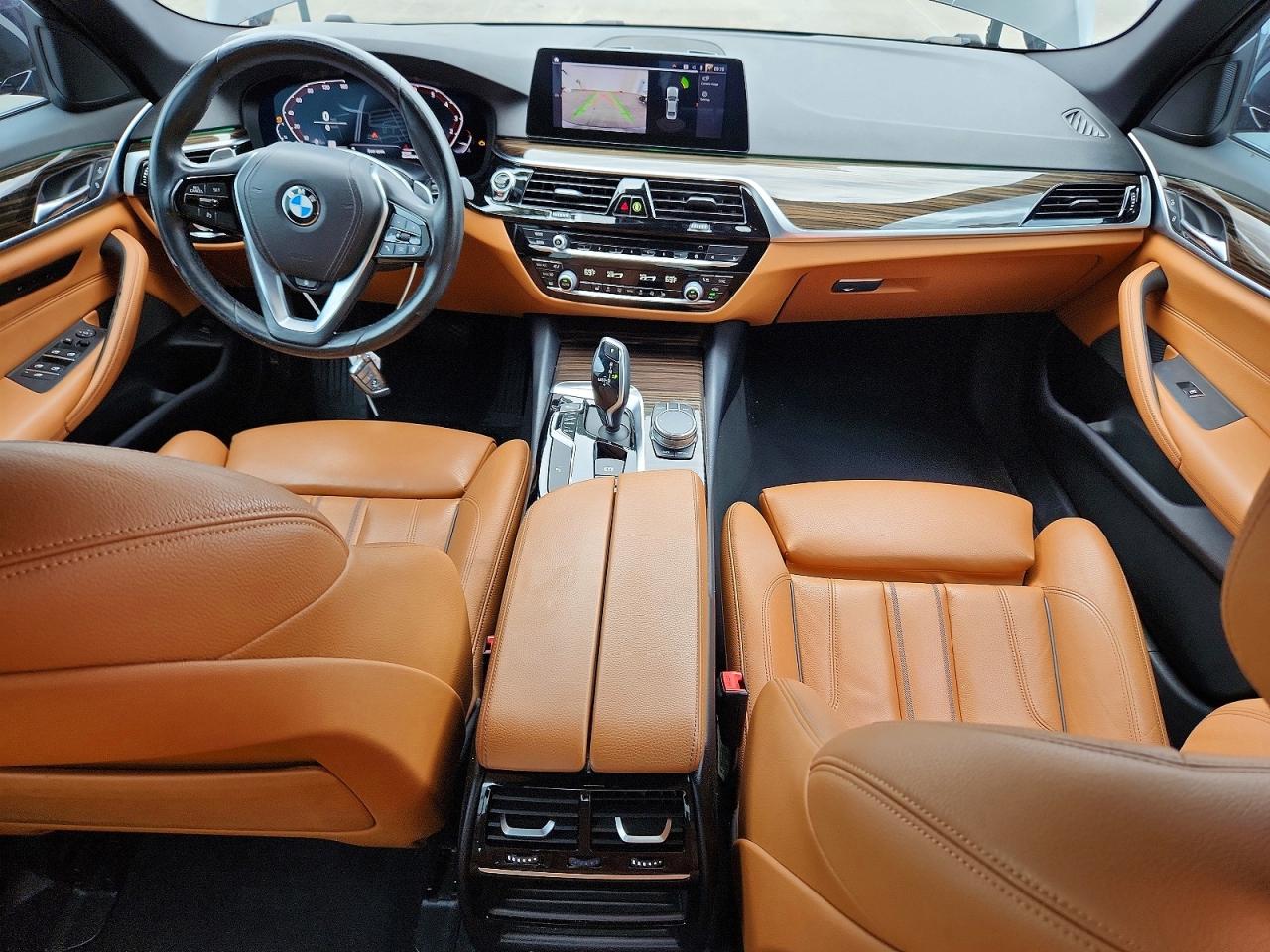 2020 BMW 530