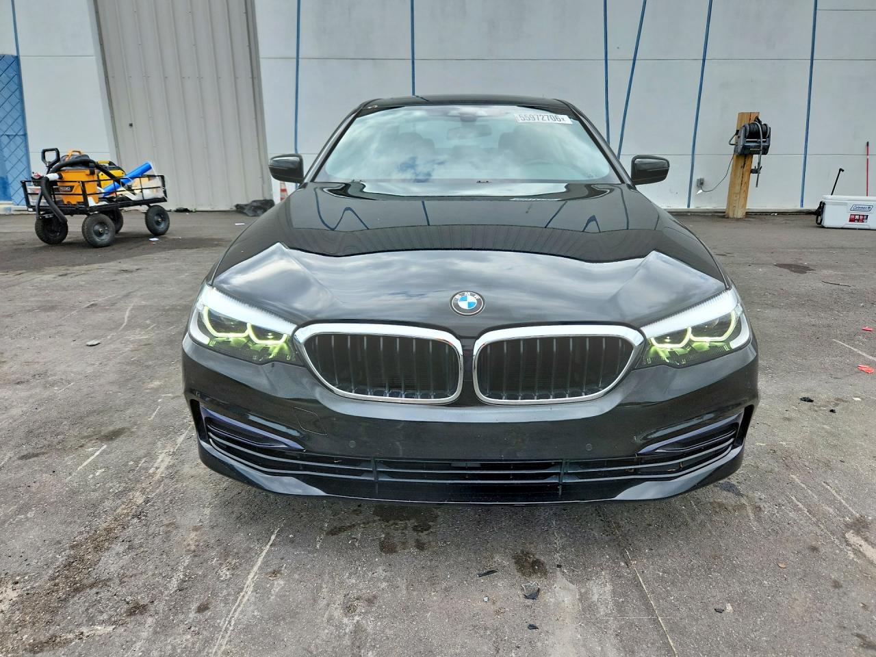 2020 BMW 530