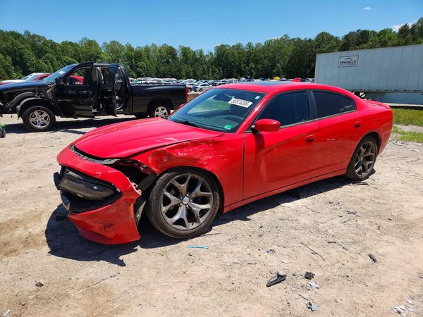2016 DODGE CHARGER SXT RWD