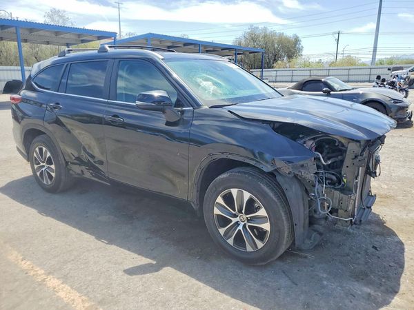 2023 TOYOTA HIGHLANDER