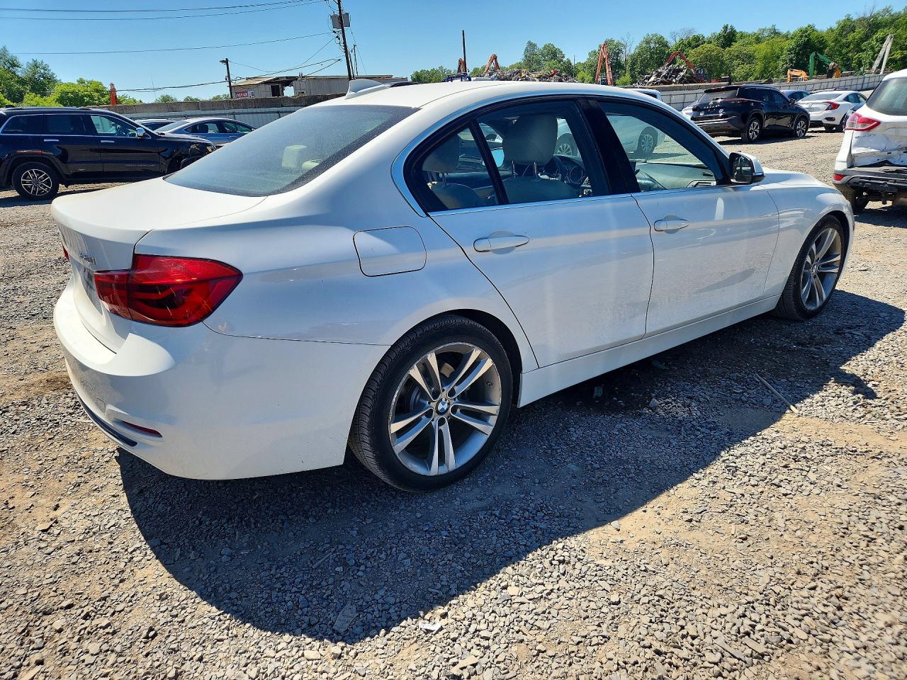 2018 BMW 330 xDrive SA