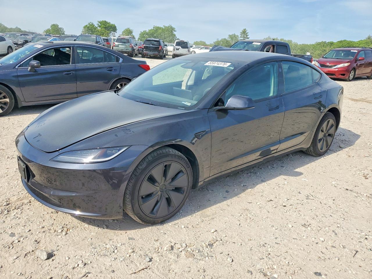 2026 TESLA MODEL 3