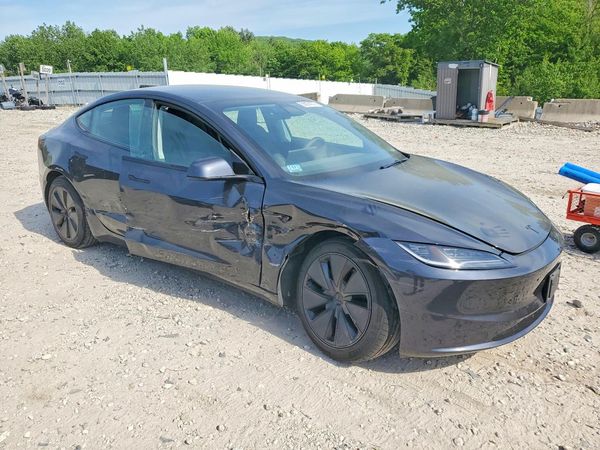 2026 TESLA MODEL 3